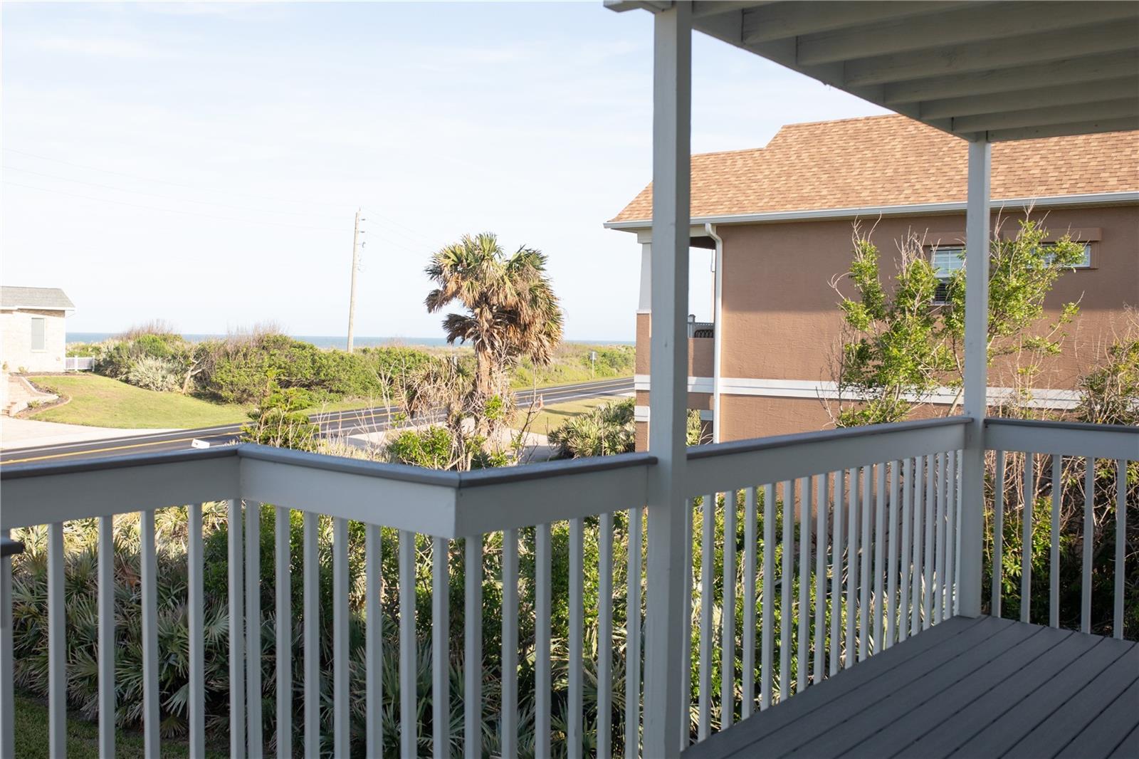 2574 N OCEAN SHORE BLVD