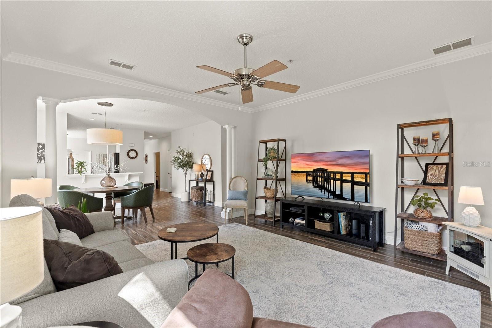 45 RIVERVIEW BND S #1926