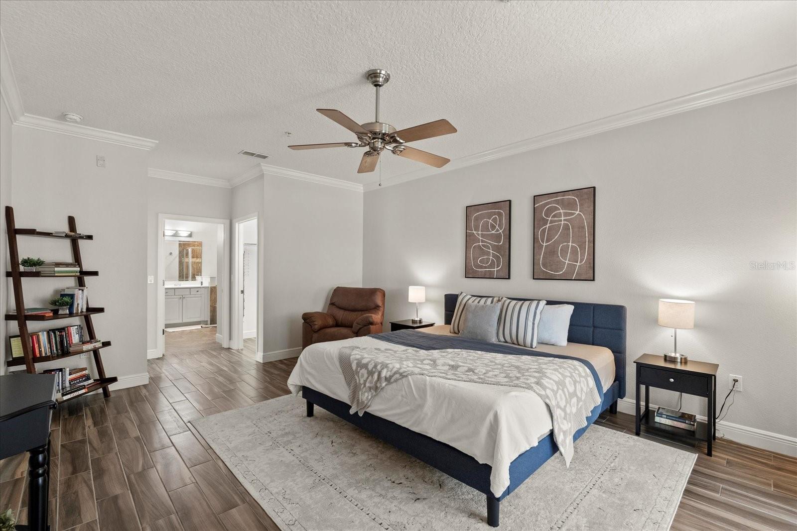 45 RIVERVIEW BND S #1926