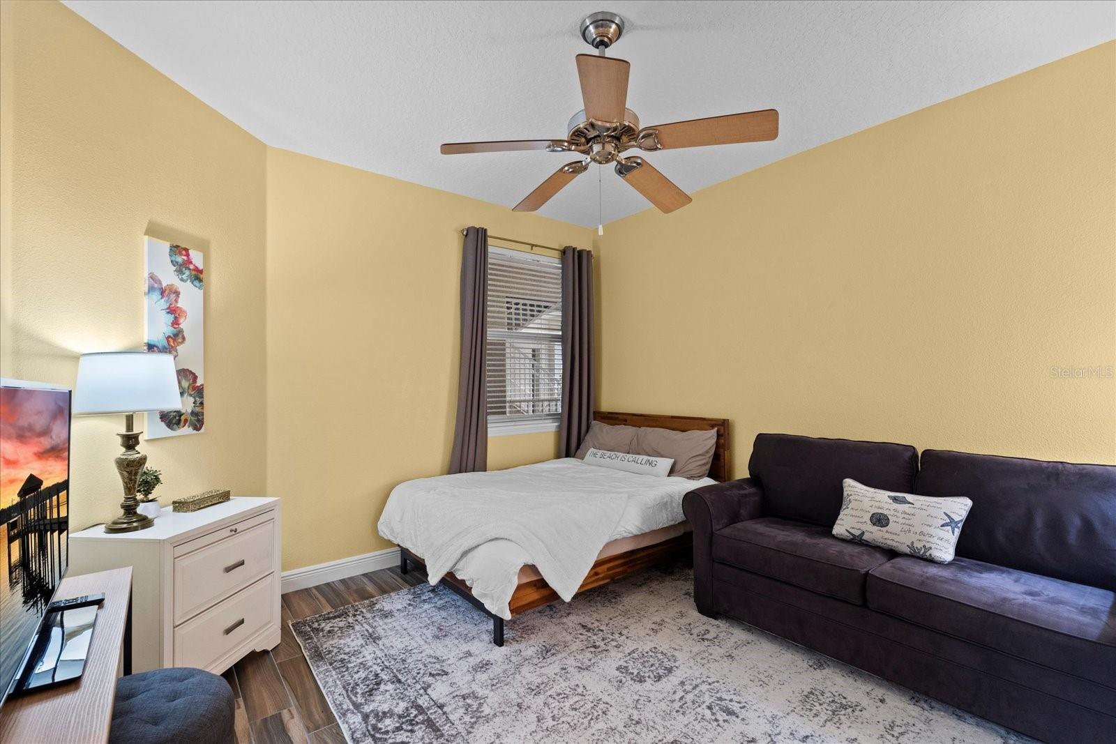 45 RIVERVIEW BND S #1926