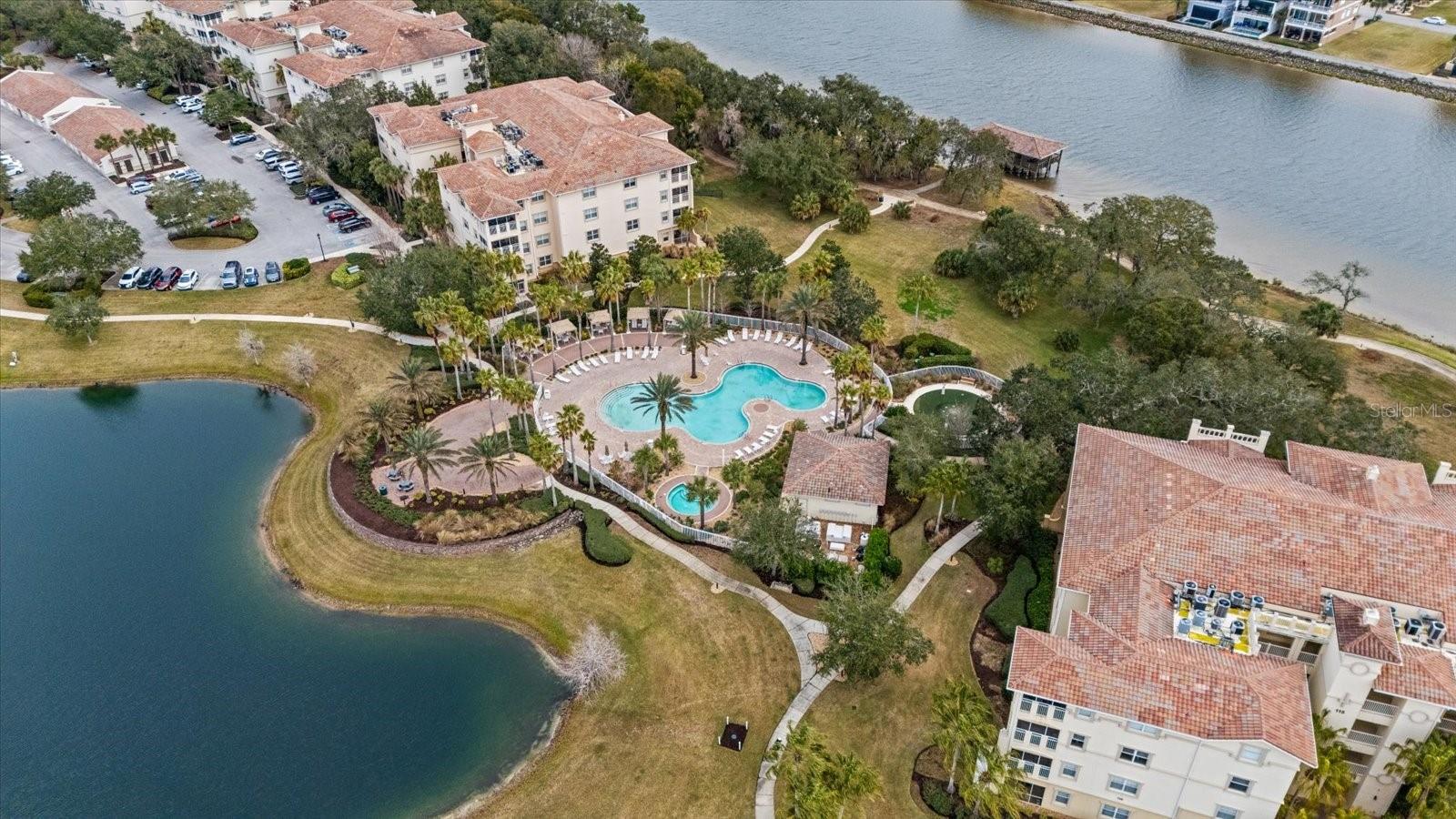 45 RIVERVIEW BND S #1926