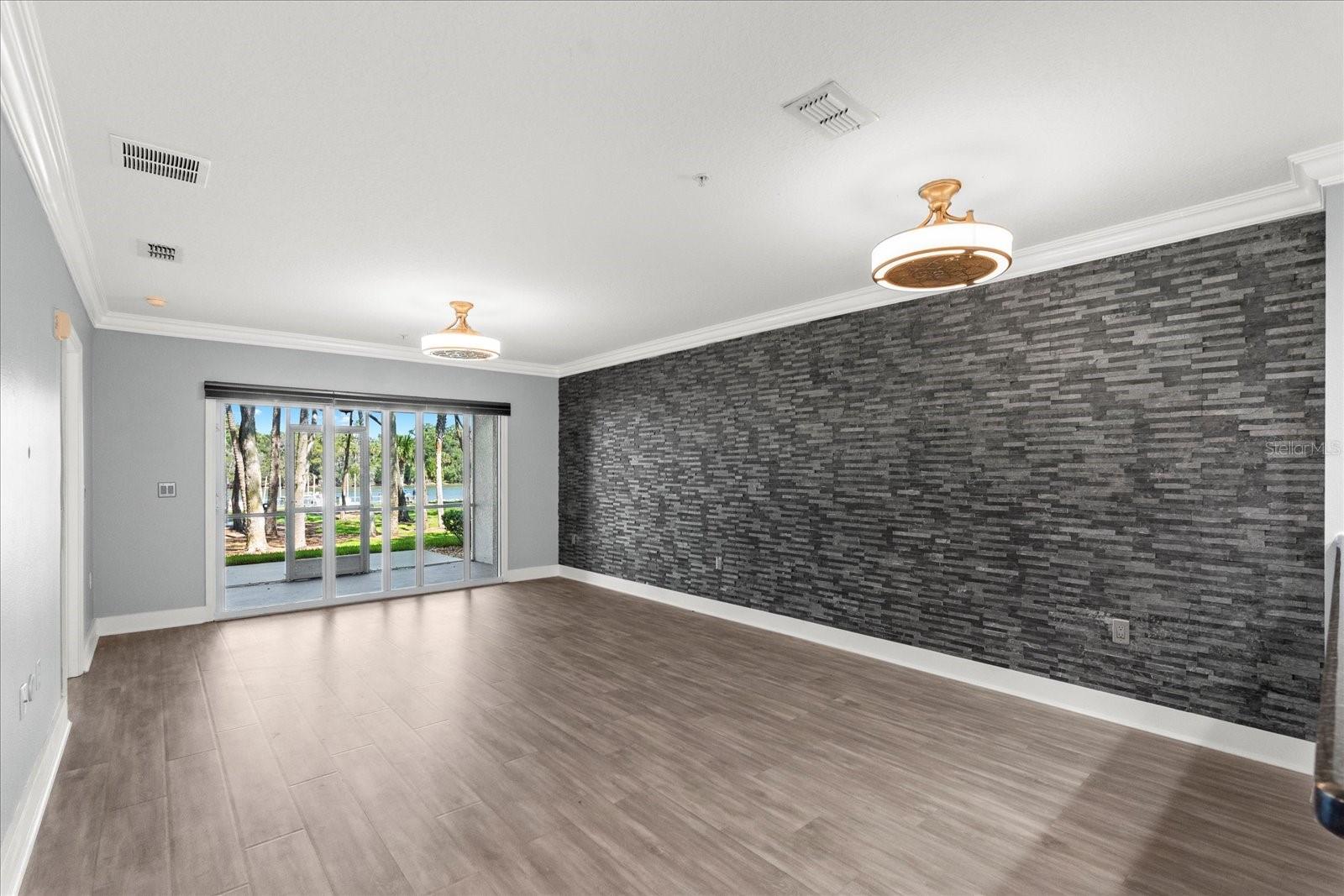 100 CANOPY WALK LN #112