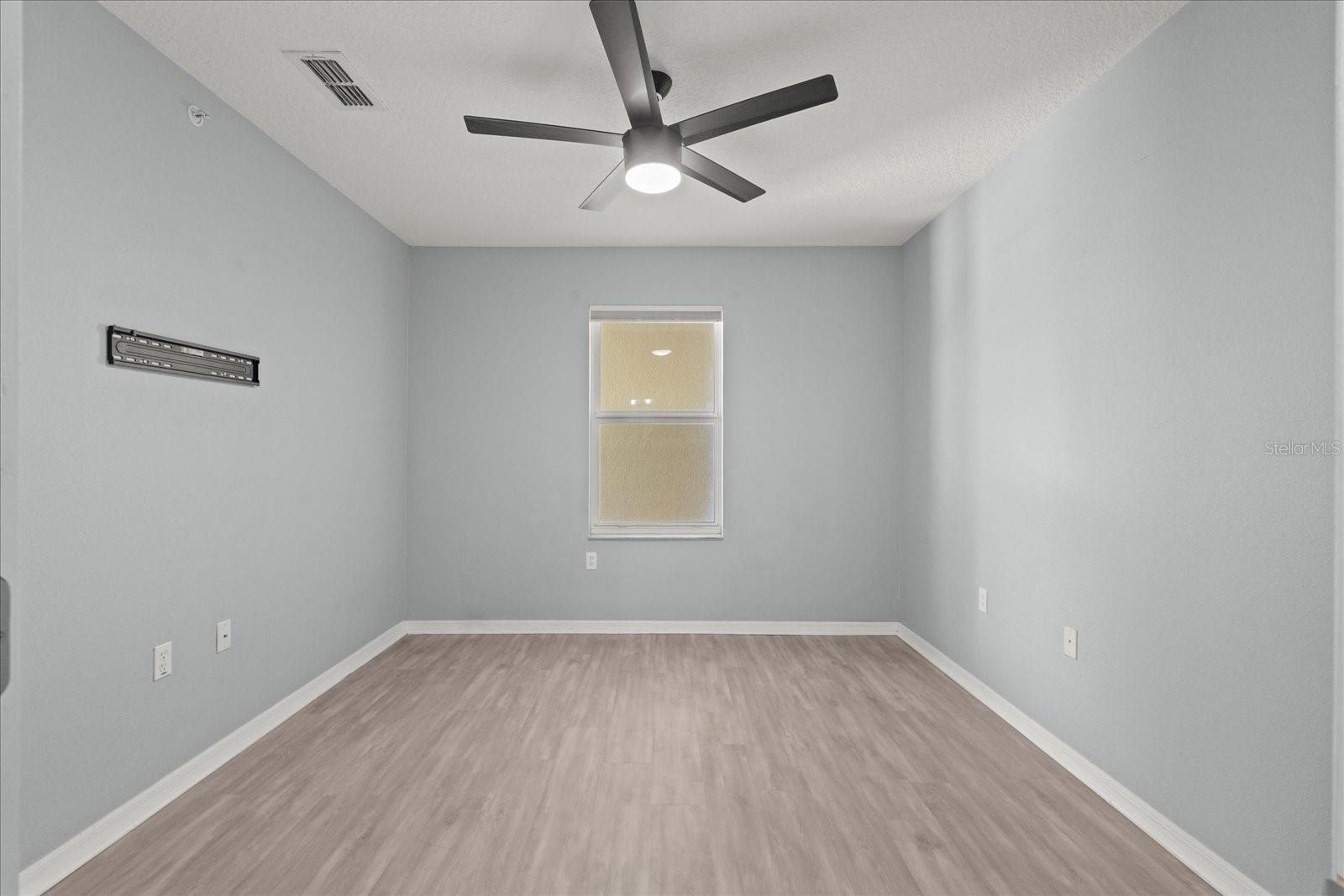 100 CANOPY WALK LN #112