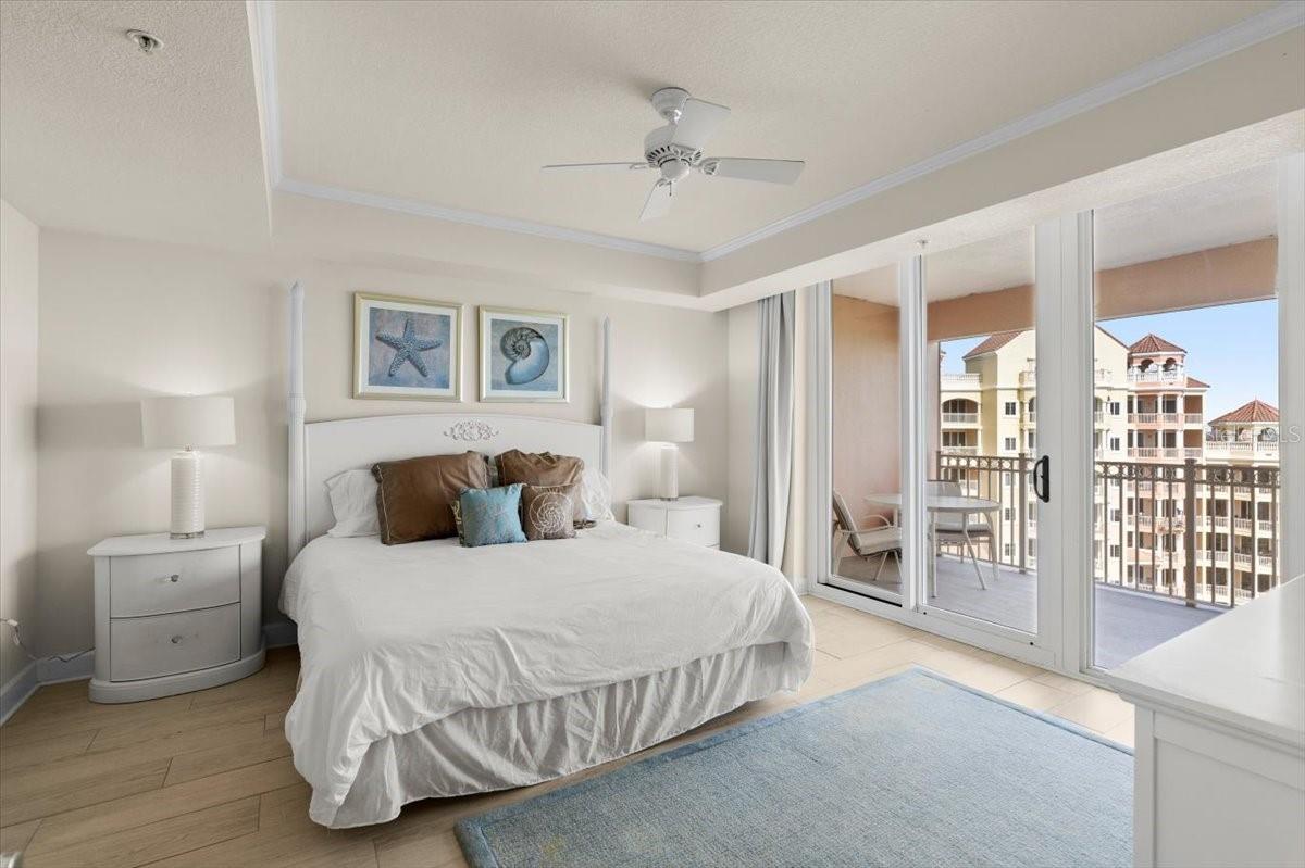 200 OCEAN CREST DR #908