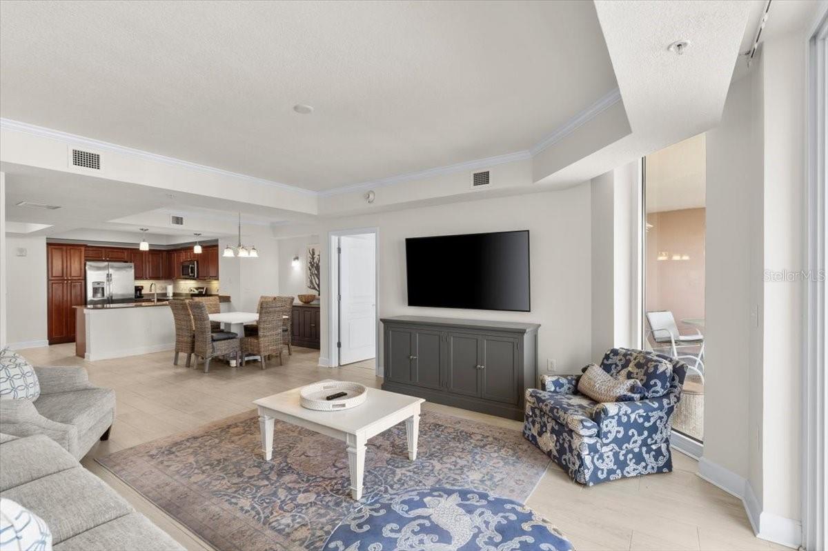 200 OCEAN CREST DR #908