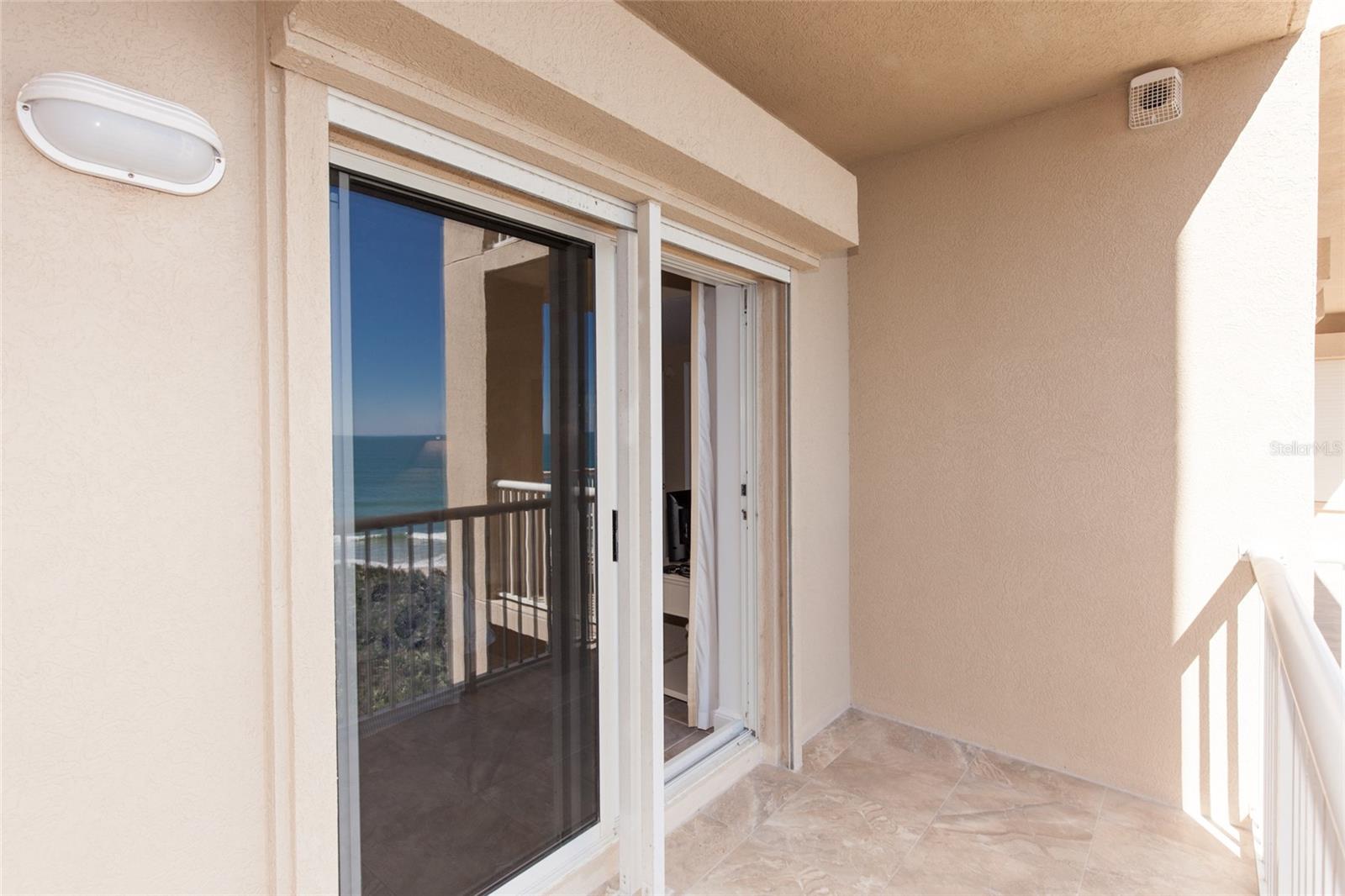 15 AVENUE DE LA MER #2406