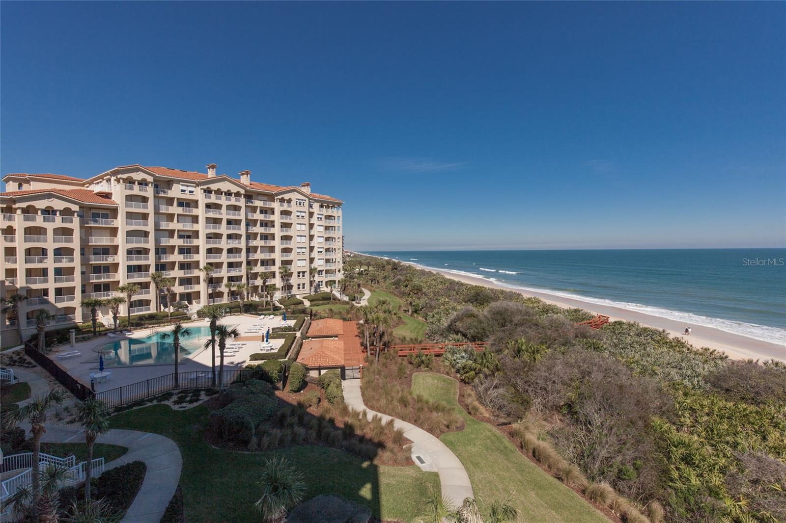 15 AVENUE DE LA MER #2406