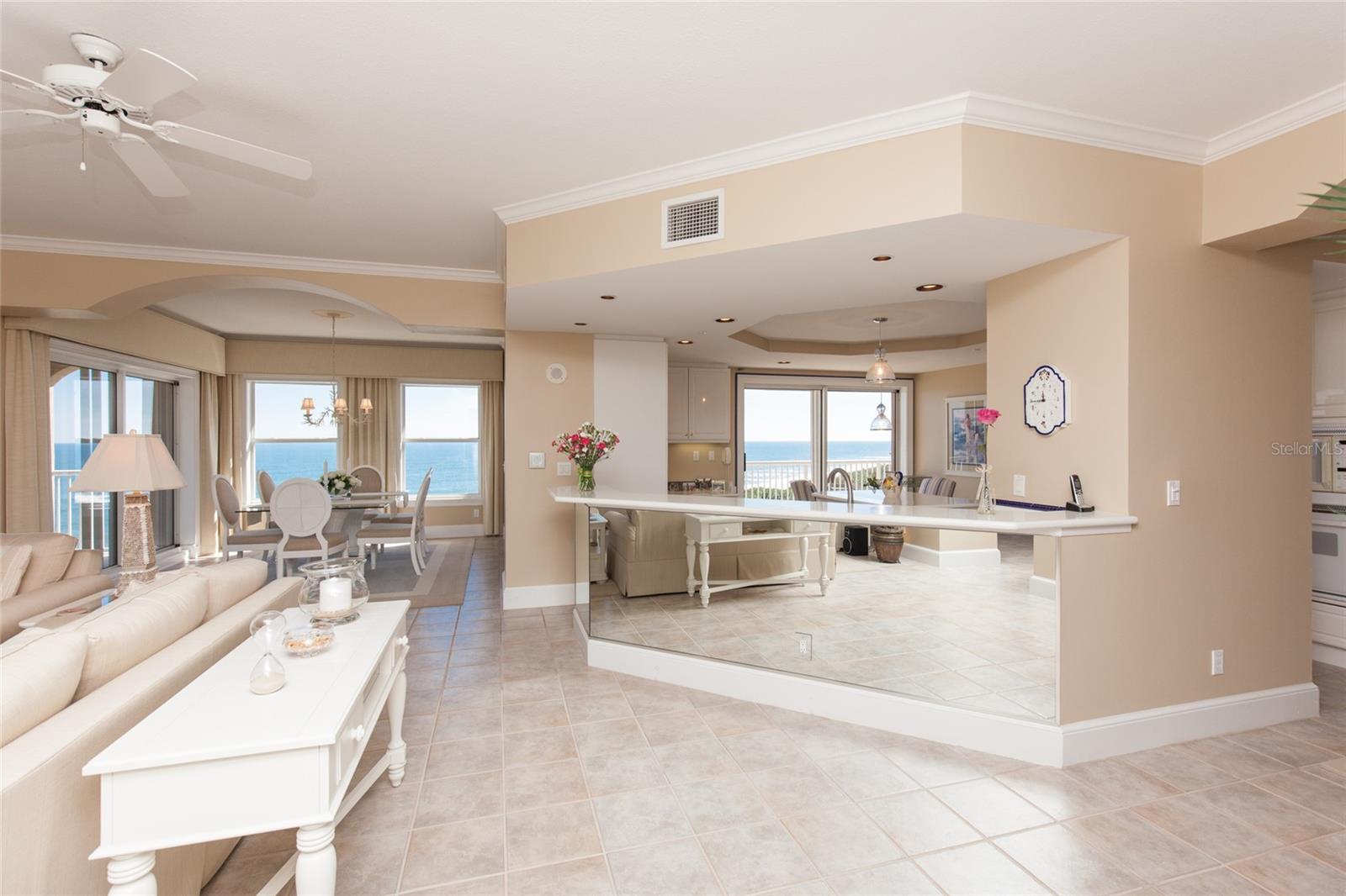 15 AVENUE DE LA MER #2406