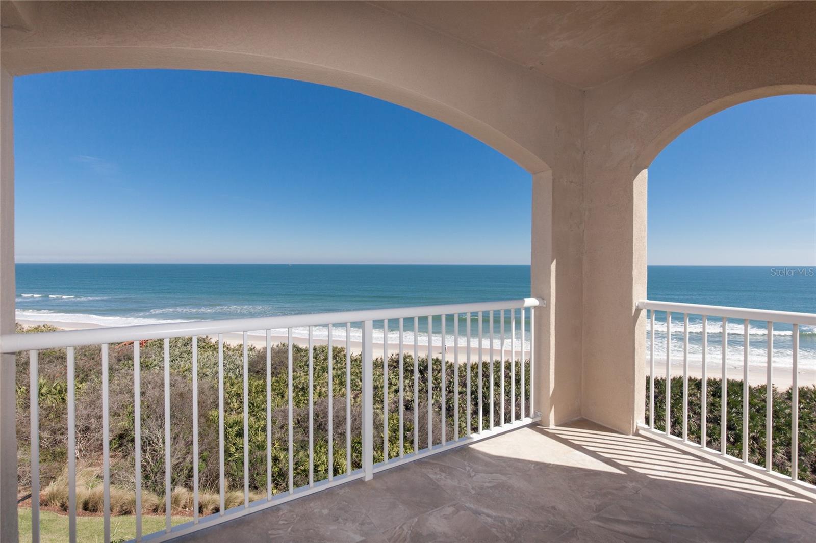 15 AVENUE DE LA MER #2406