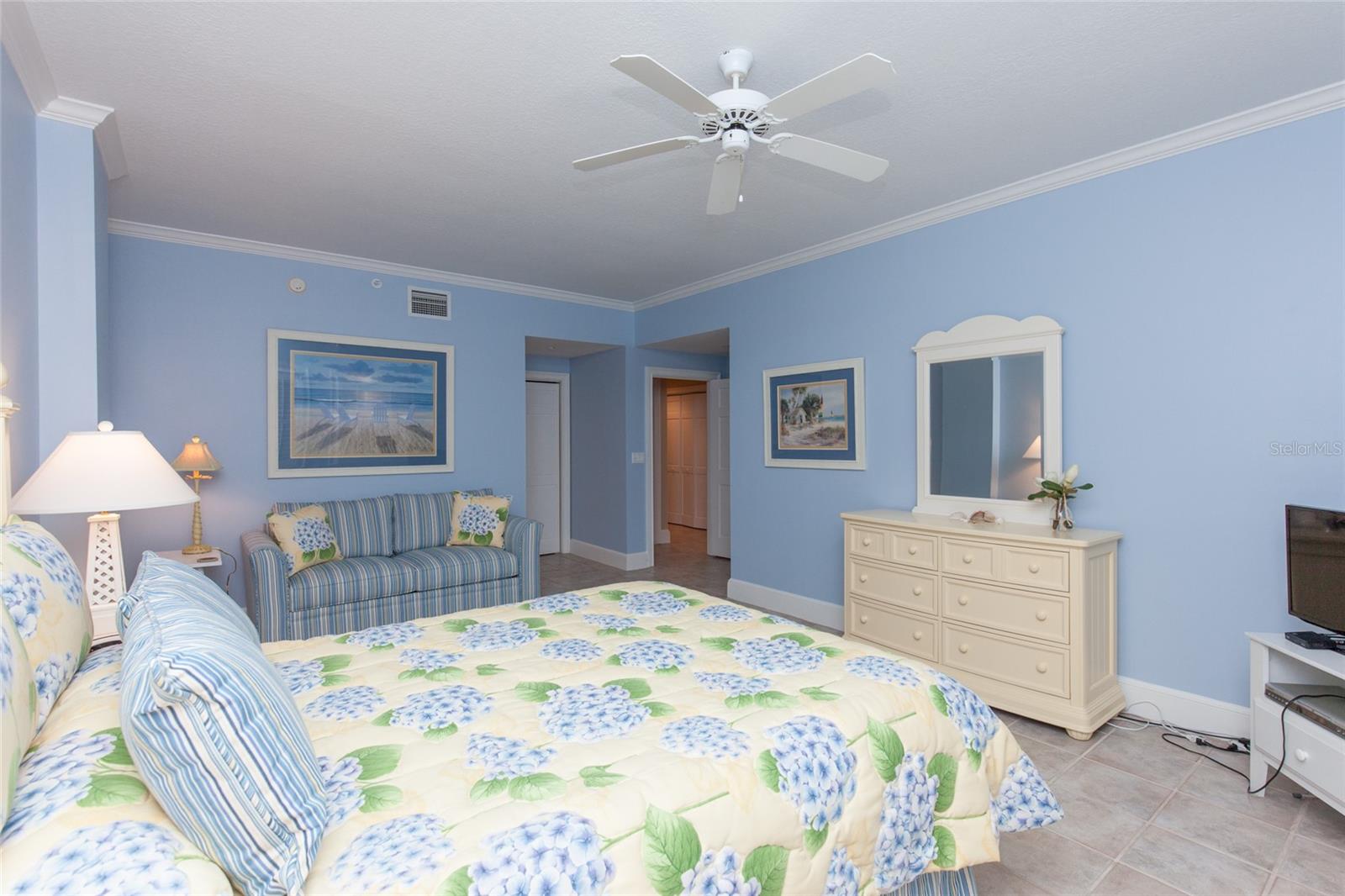 15 AVENUE DE LA MER #2406