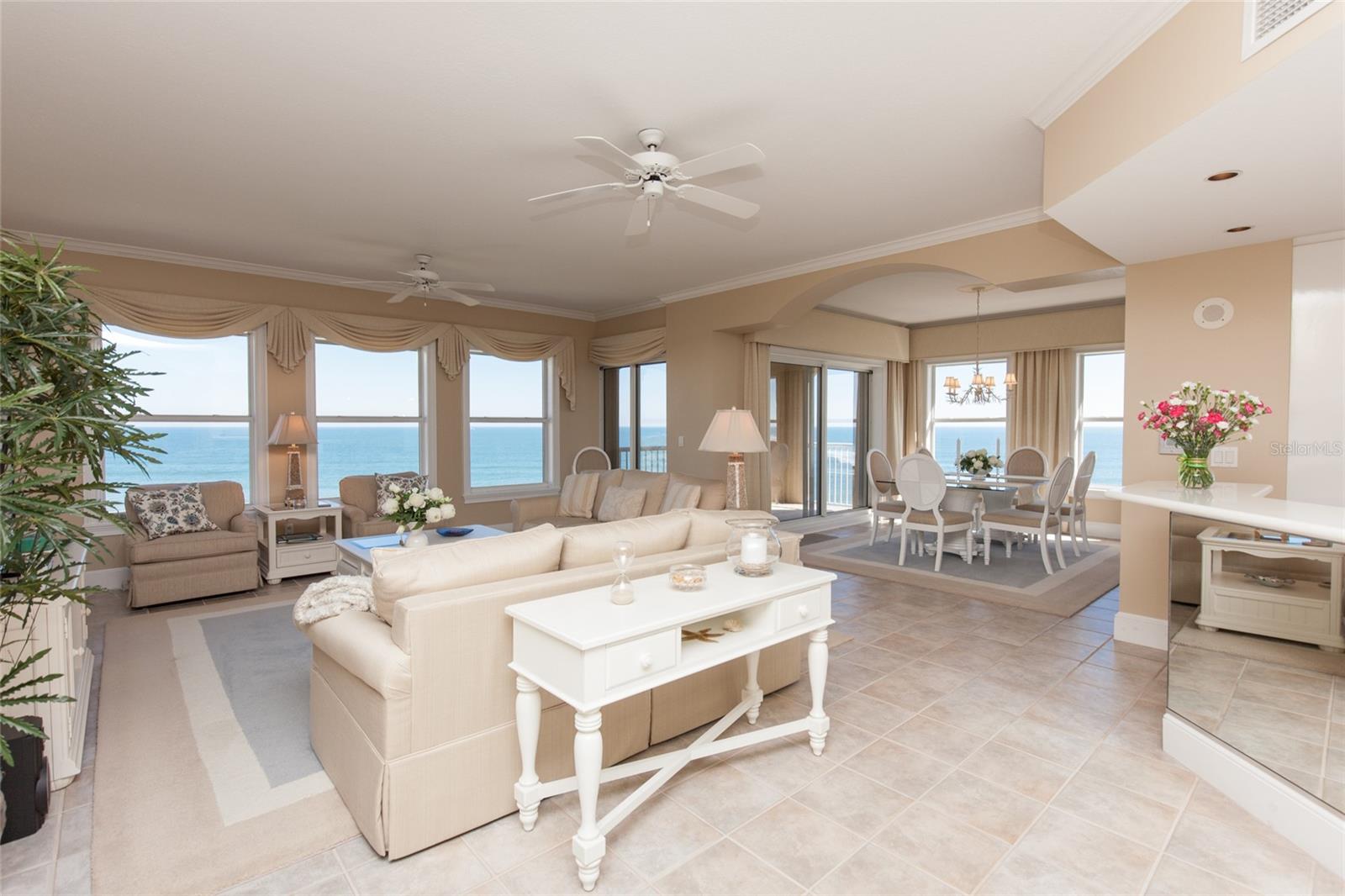 15 AVENUE DE LA MER #2406