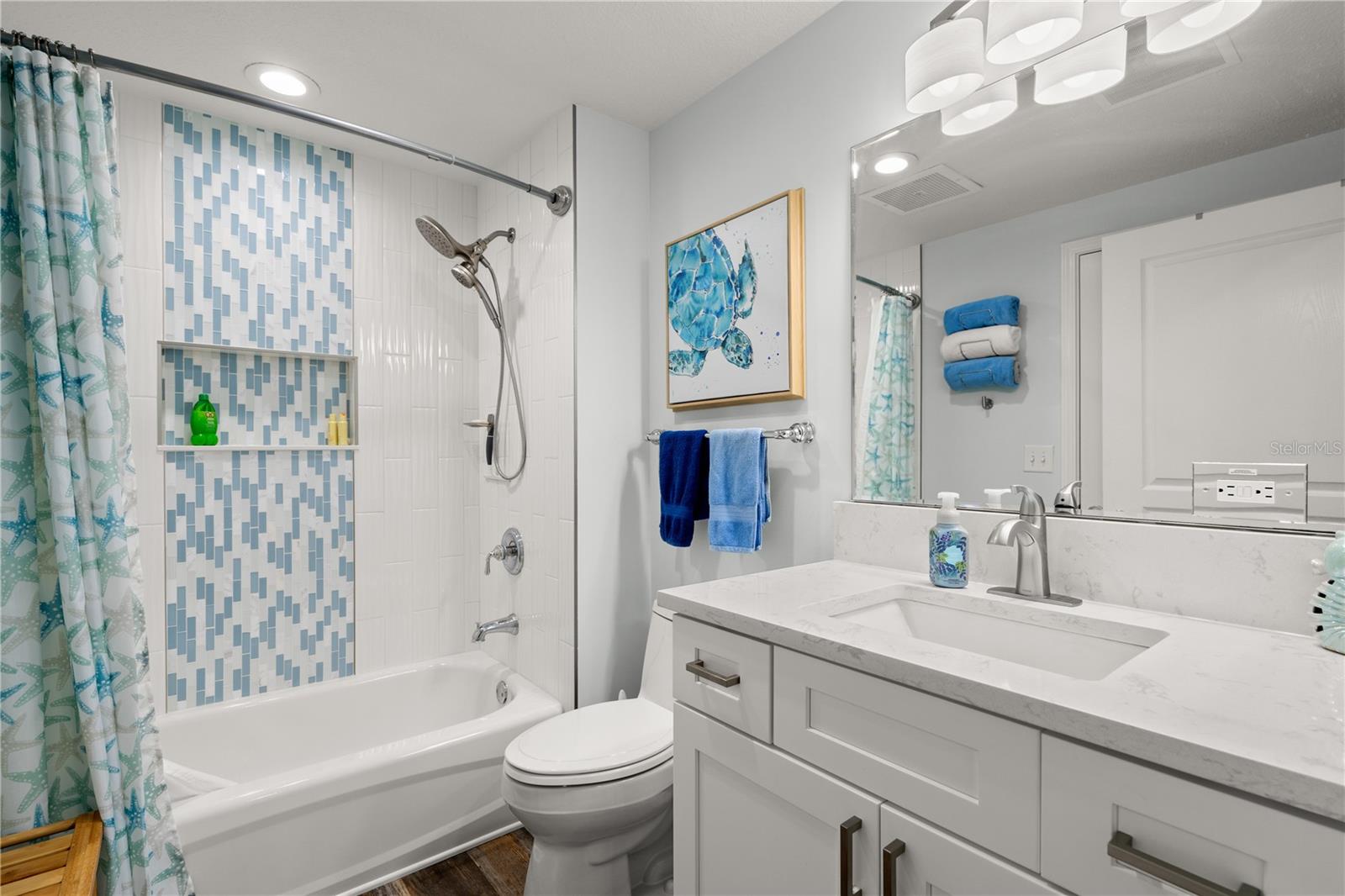 200 OCEAN CREST DR #614