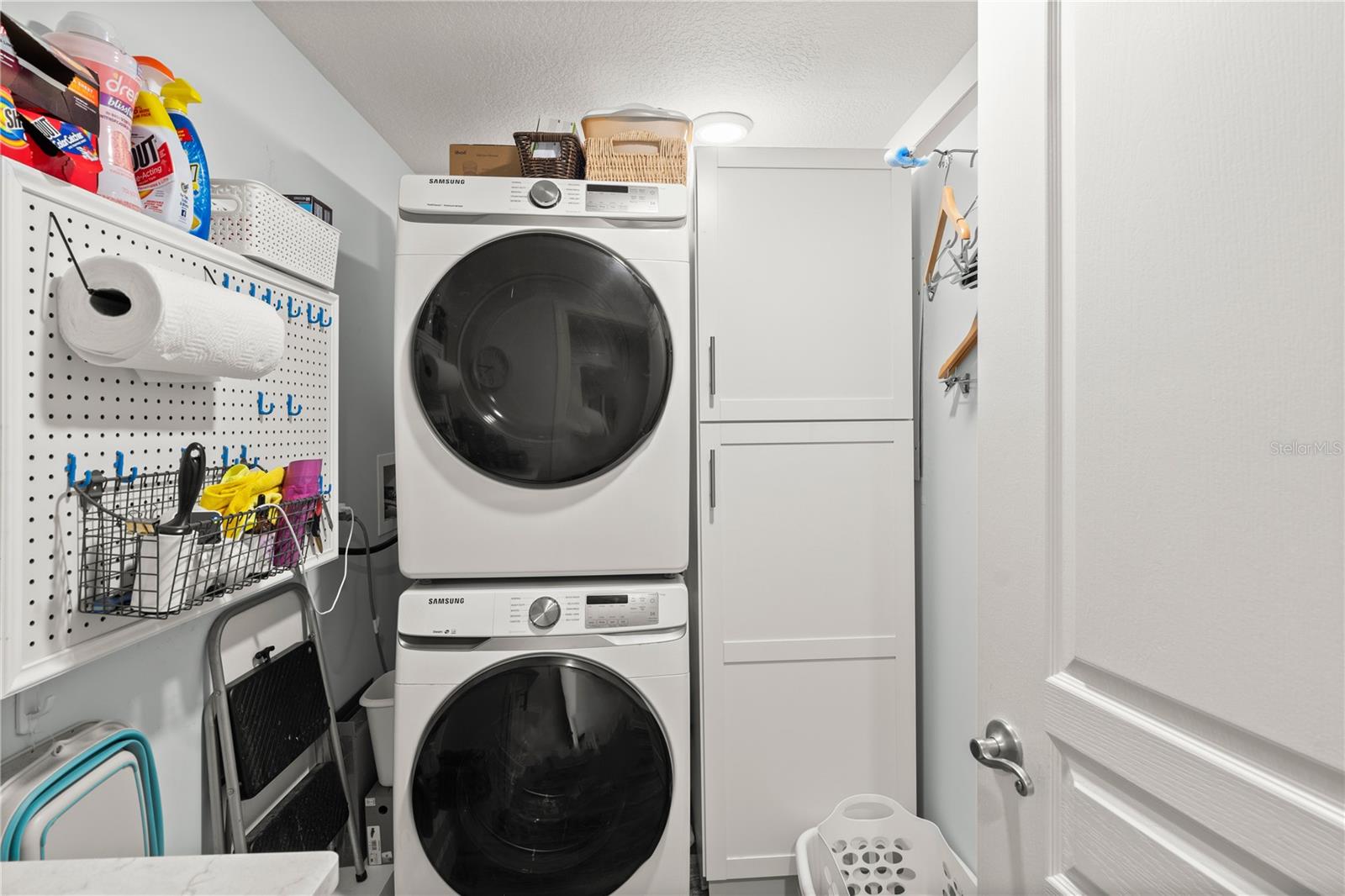 200 OCEAN CREST DR #614