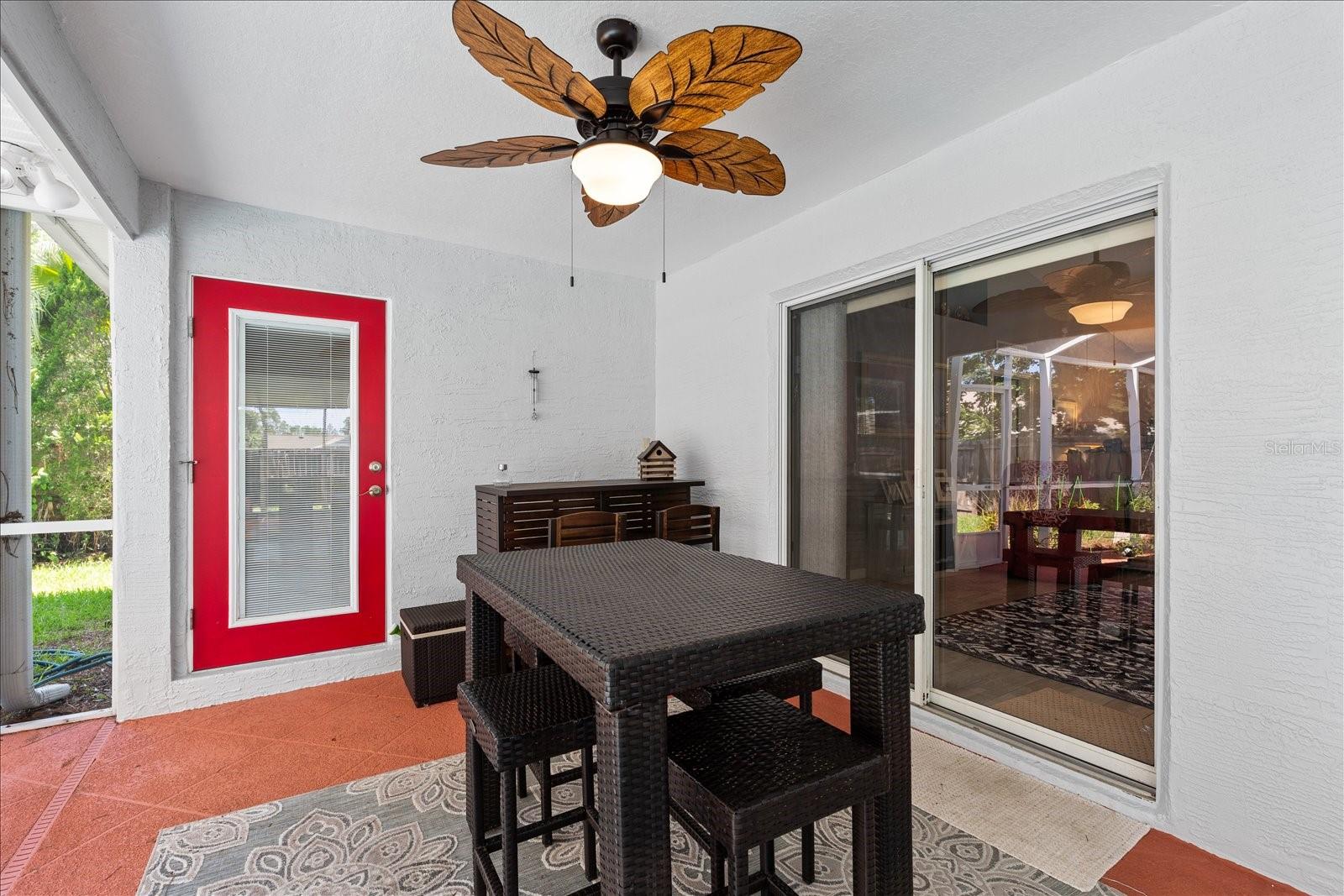 32 WOODSIDE DR