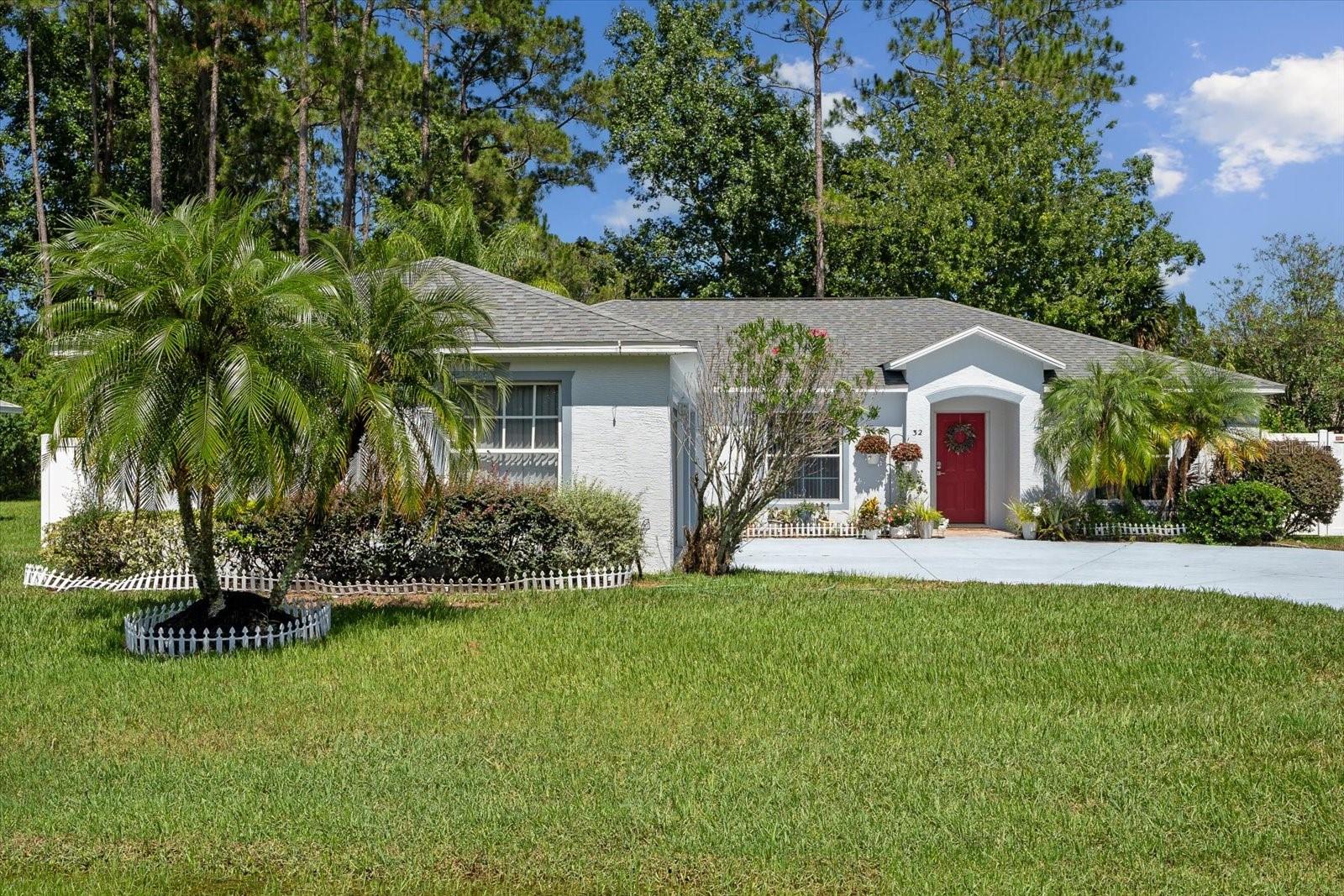 32 WOODSIDE DR