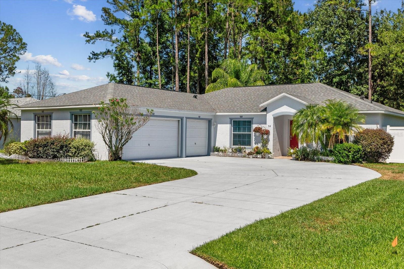 32 WOODSIDE DR
