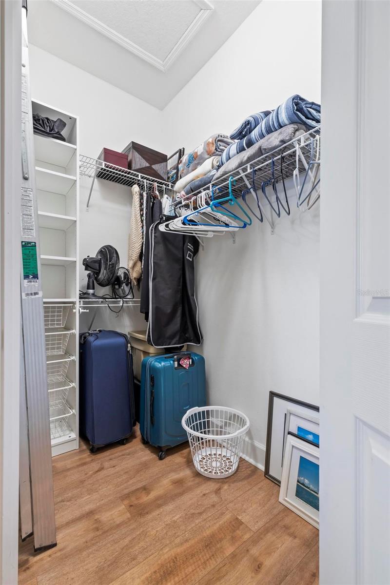 200 RIVERFRONT DR #D302