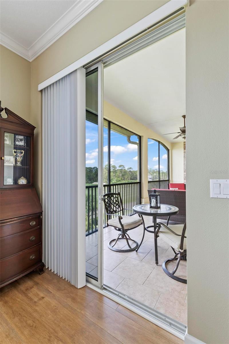 200 RIVERFRONT DR #D302