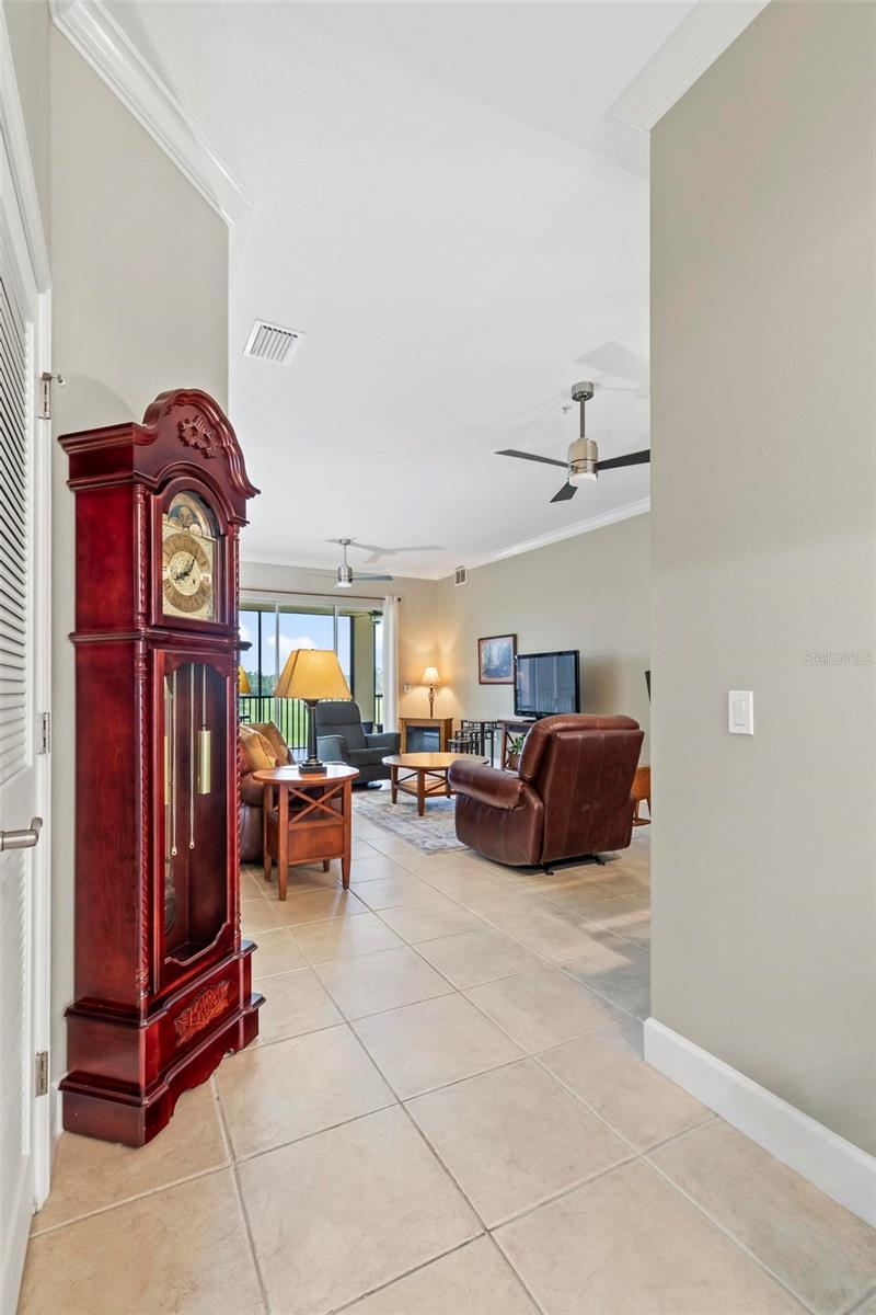 200 RIVERFRONT DR #D302