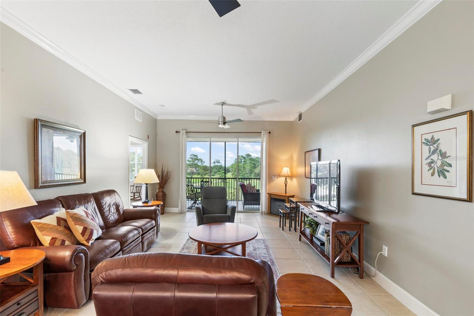 200 RIVERFRONT DR #D302