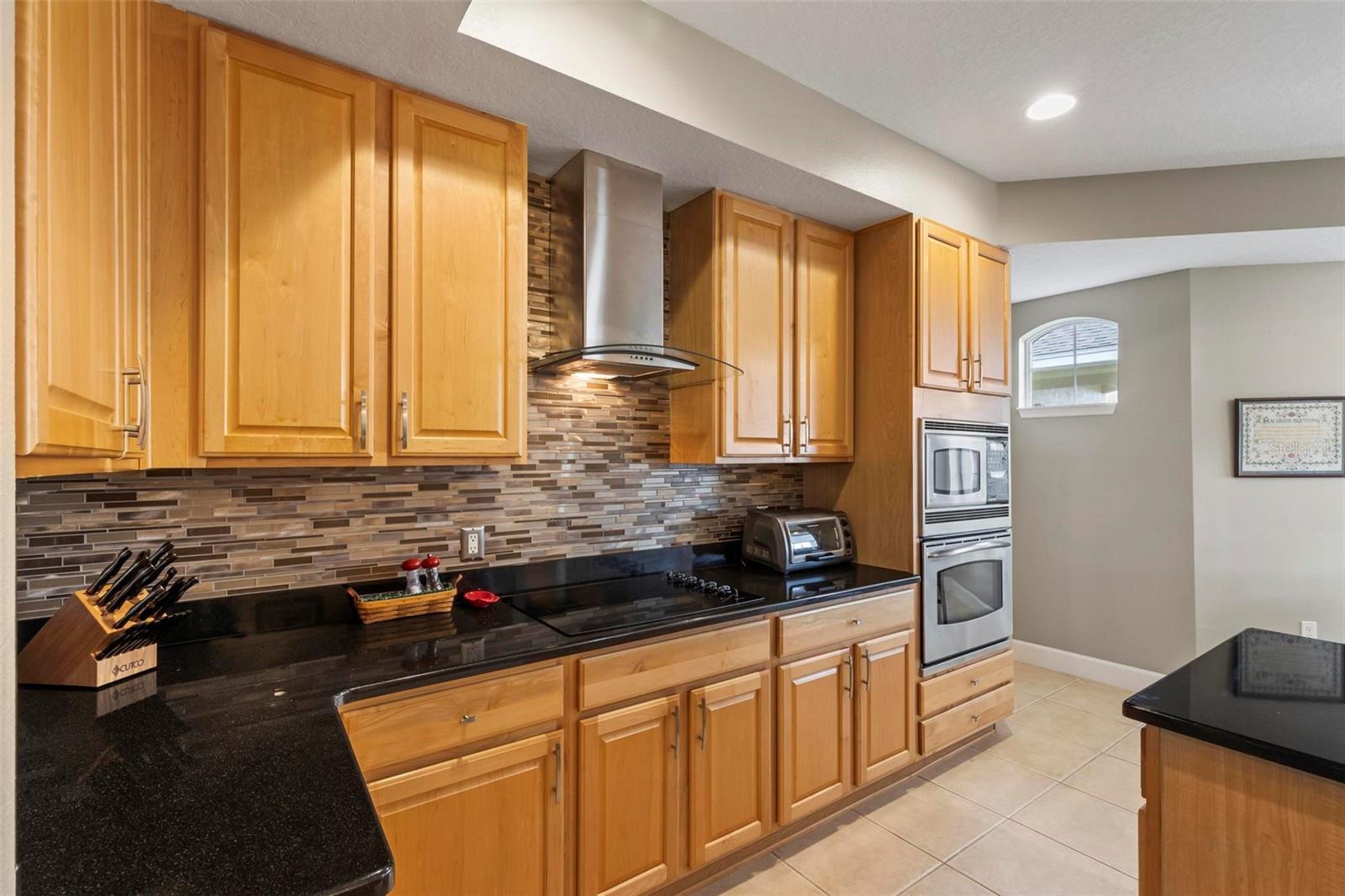 200 RIVERFRONT DR #D302