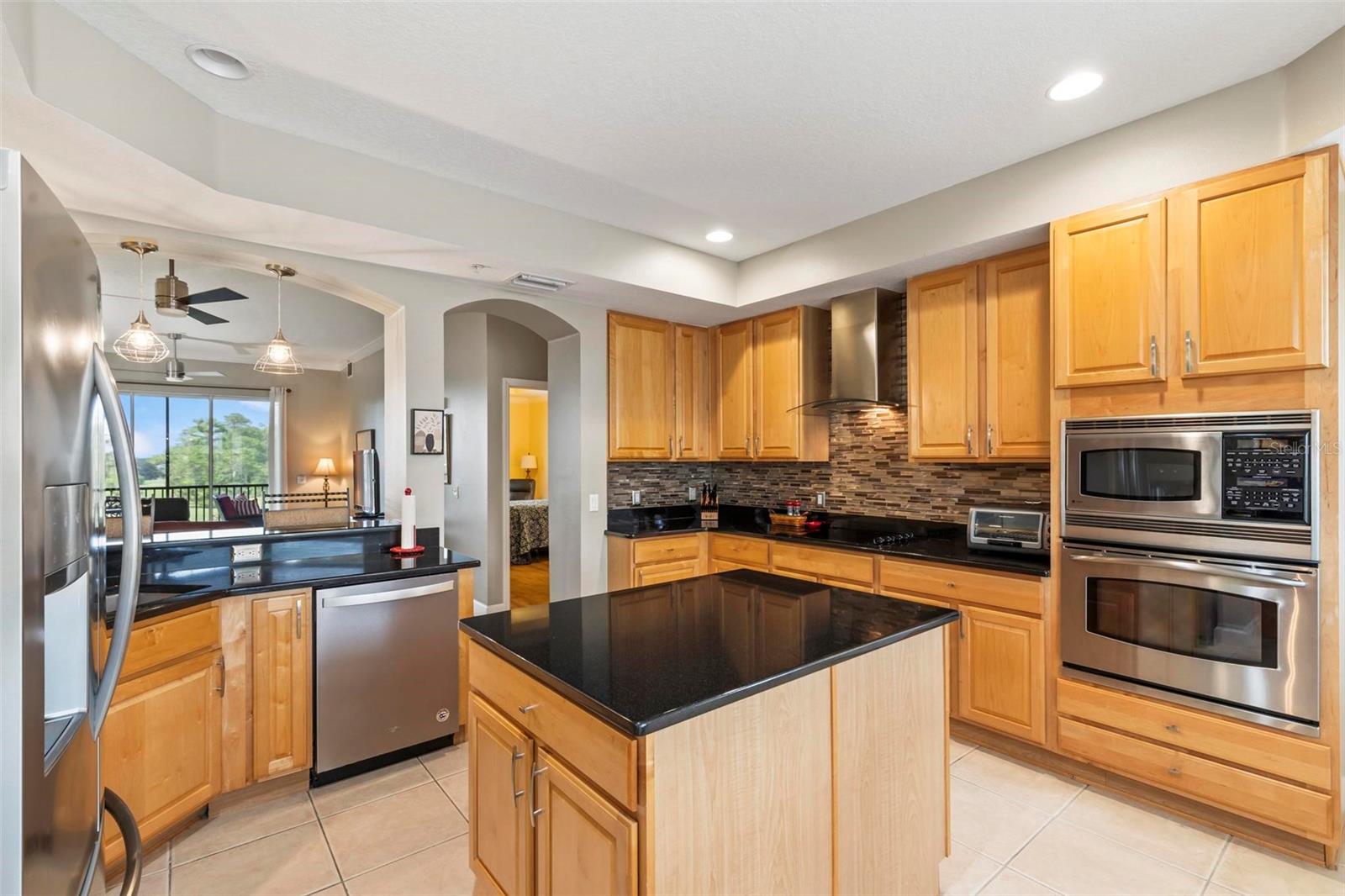 200 RIVERFRONT DR #D302