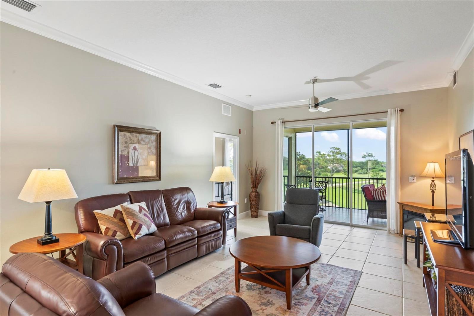 200 RIVERFRONT DR #D302