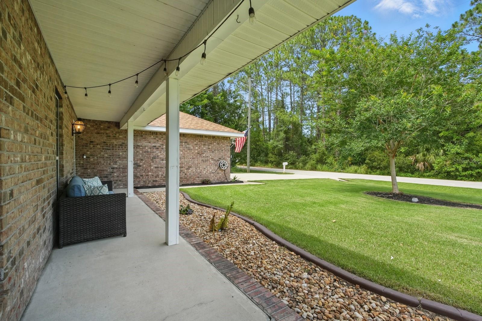 17 SEDGEFIELD PATH S