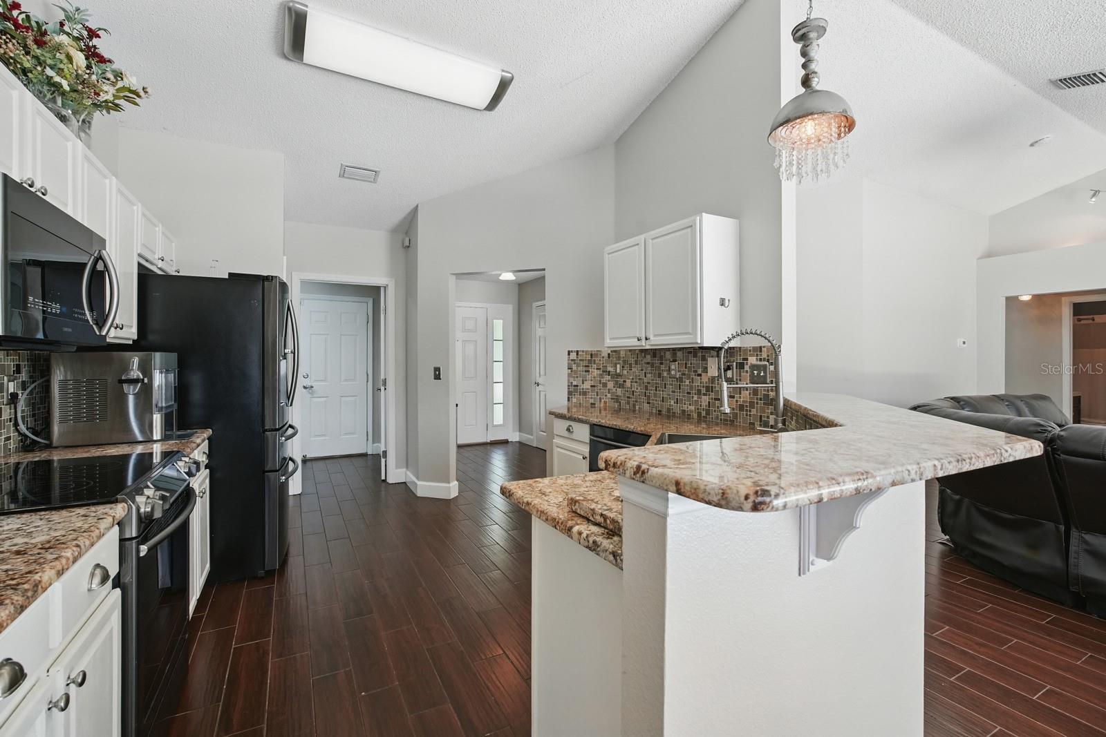 17 SEDGEFIELD PATH S