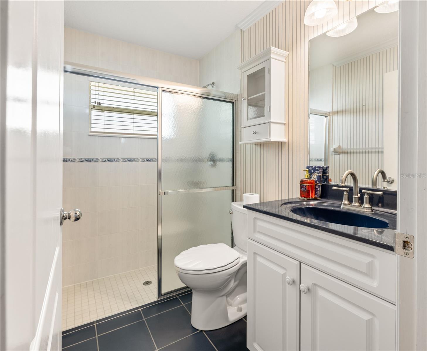 23 FOXHALL LN
