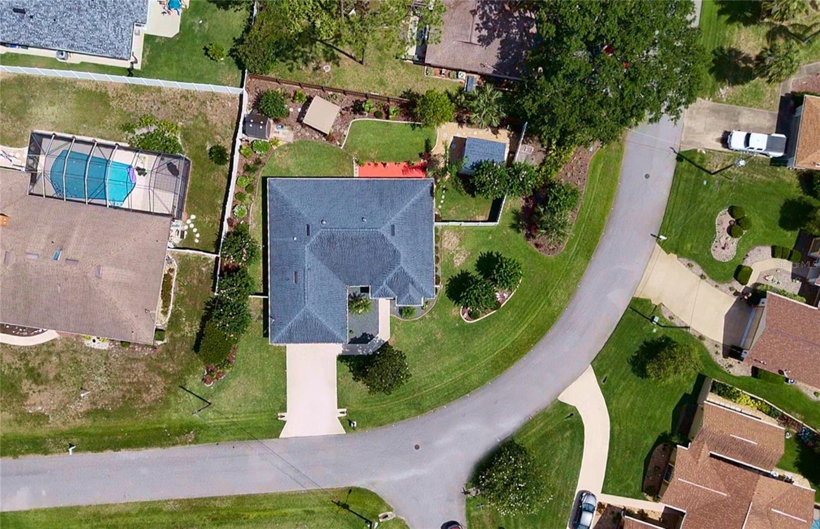 23 FOXHALL LN