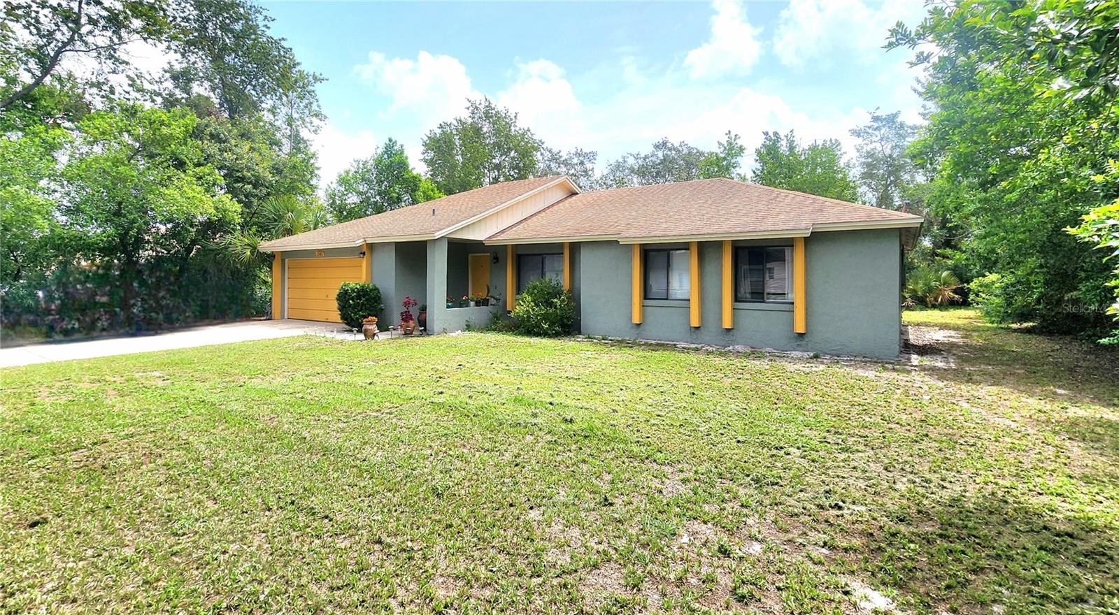 1561 COPPERFIELD AVE