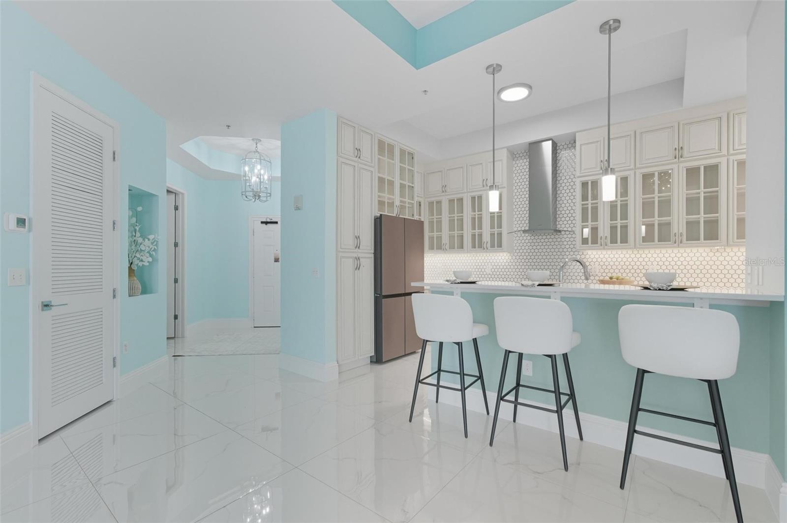 200 OCEAN CREST DR #1111