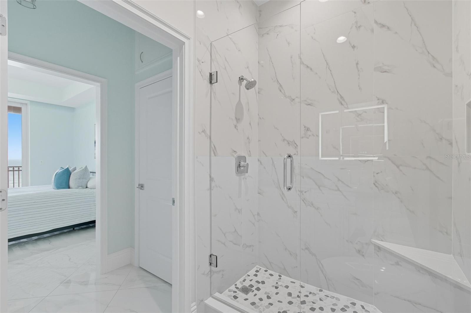 200 OCEAN CREST DR #1111