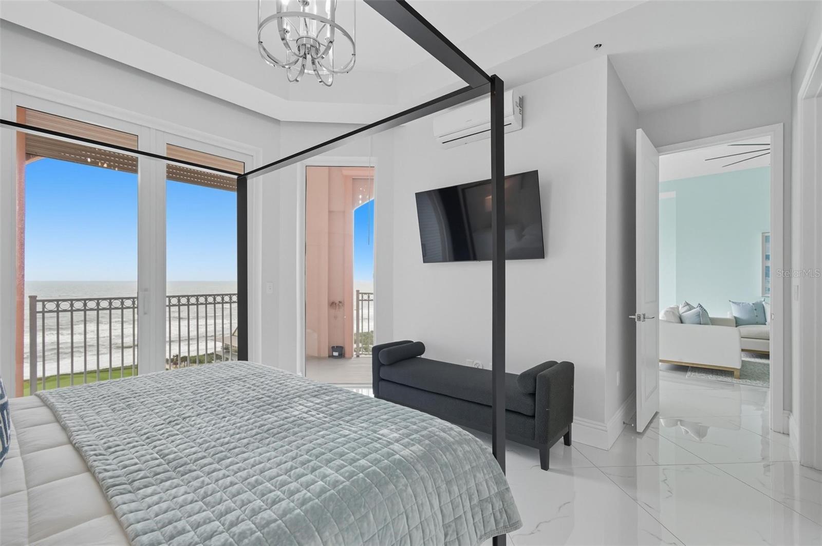 200 OCEAN CREST DR #1111