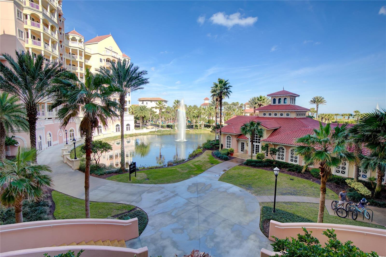200 OCEAN CREST DR #1111