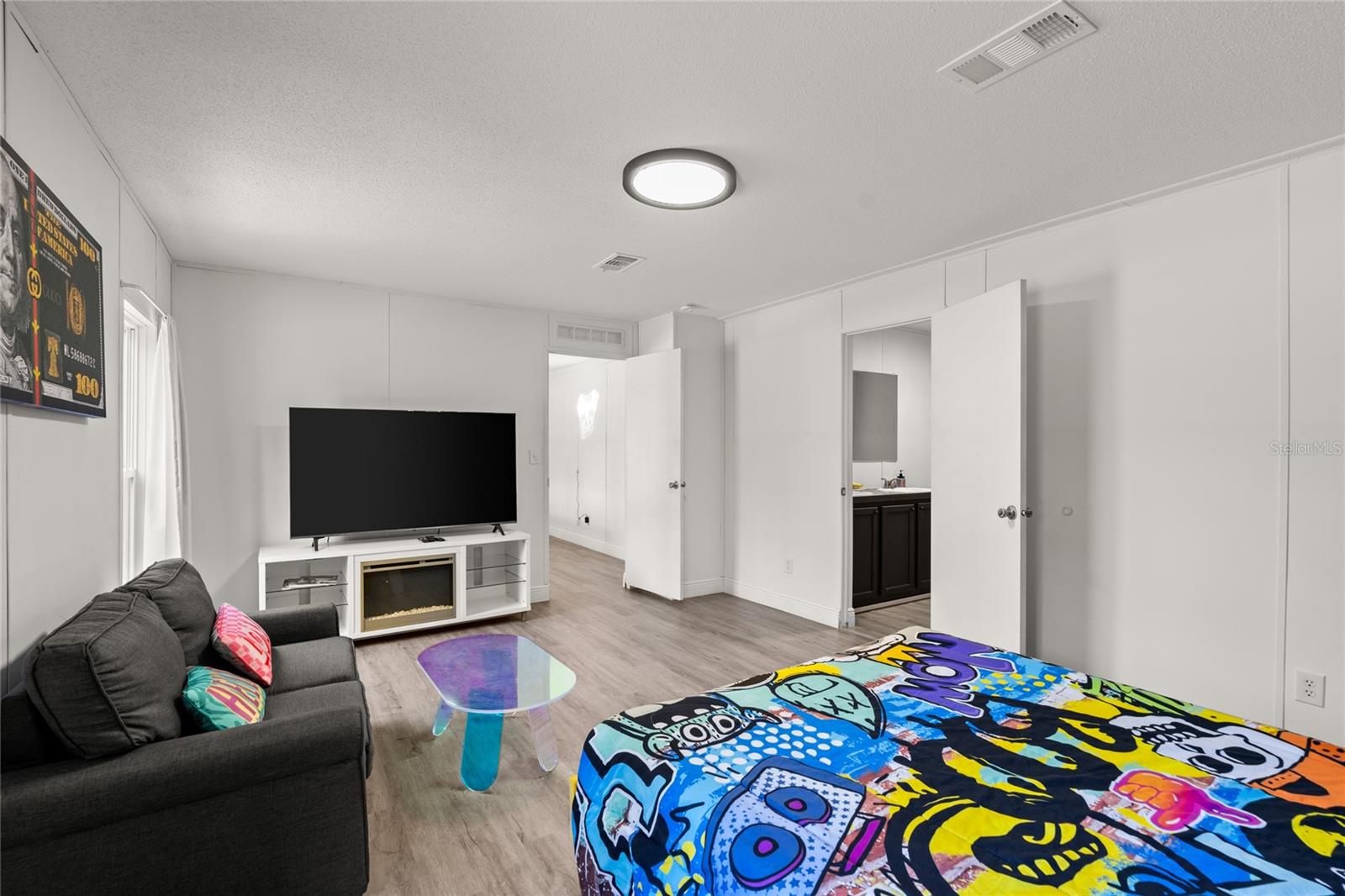 5608 PALM AVE