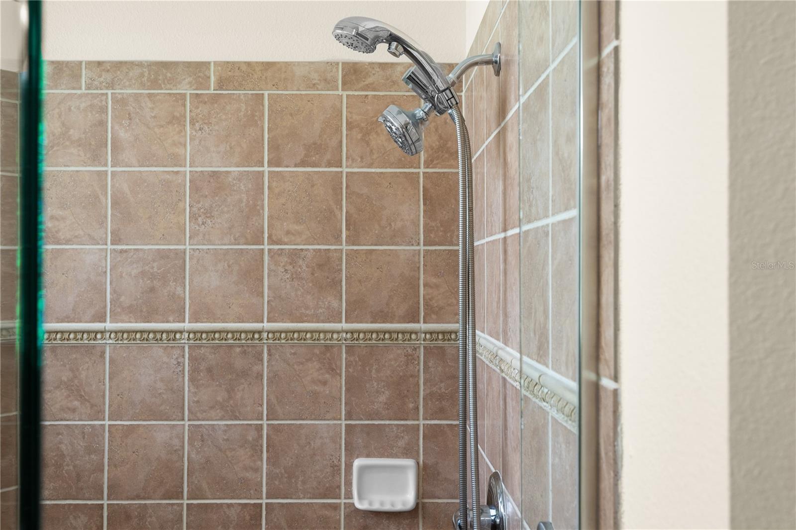 143 W WATERSIDE PKWY