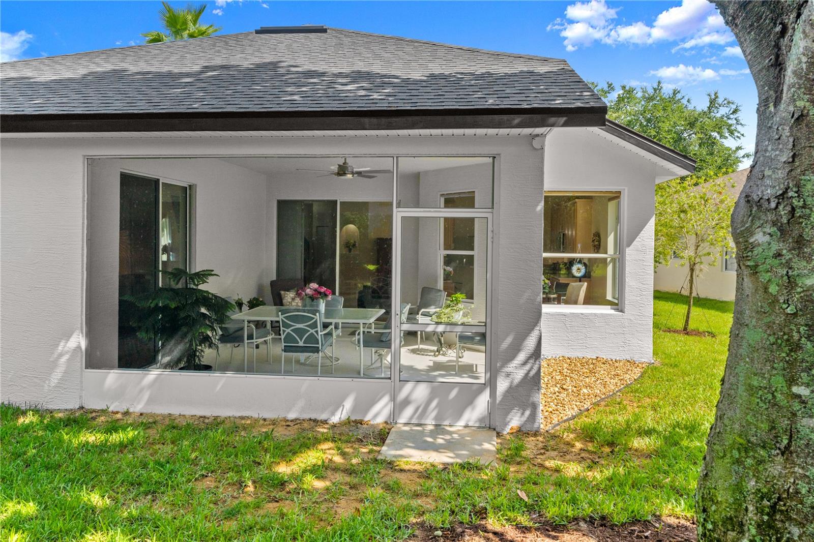 143 W WATERSIDE PKWY