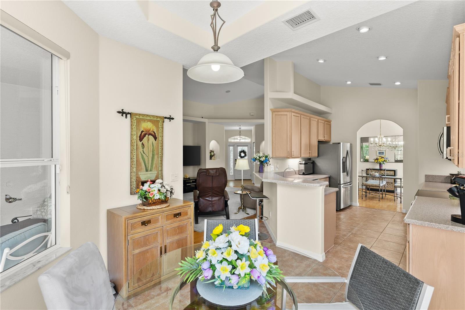 143 W WATERSIDE PKWY