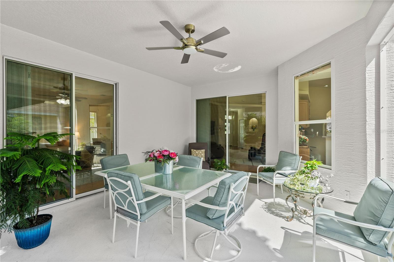 143 W WATERSIDE PKWY