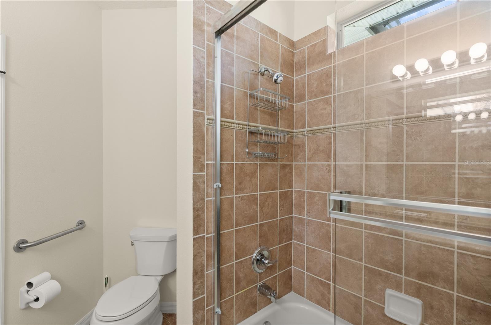 143 W WATERSIDE PKWY