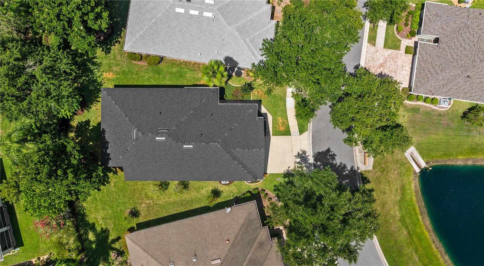 143 W WATERSIDE PKWY