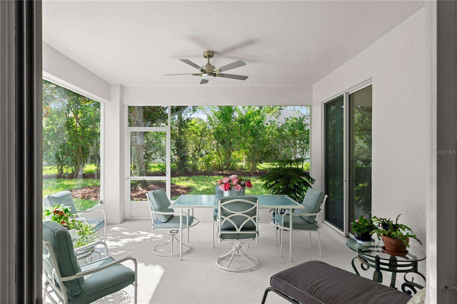 143 W WATERSIDE PKWY