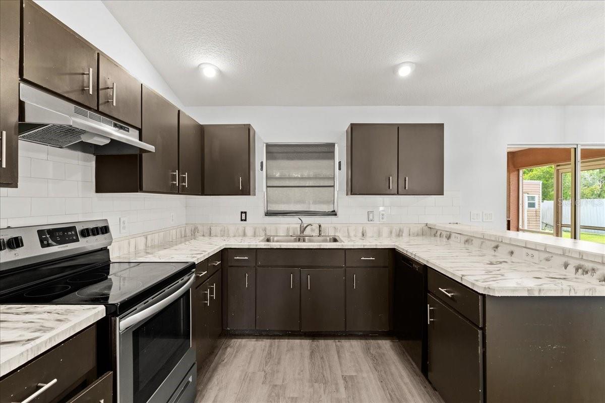 68 RUSSELL DR