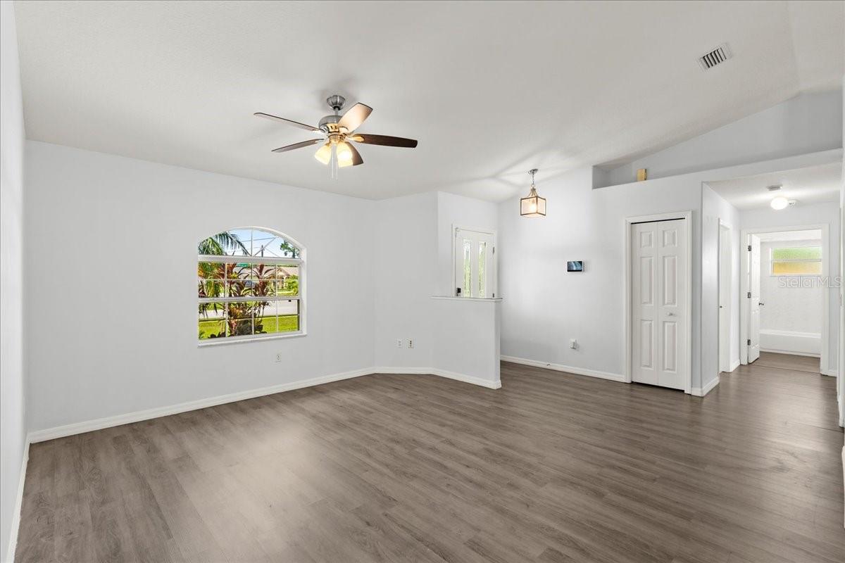 68 RUSSELL DR