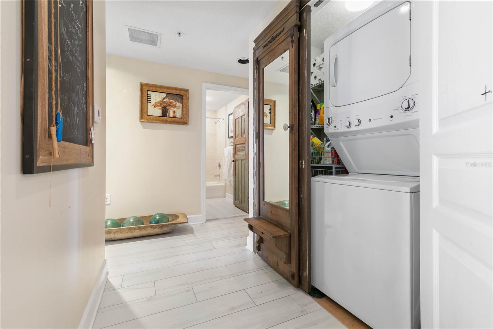 200 OCEAN CREST DR #306