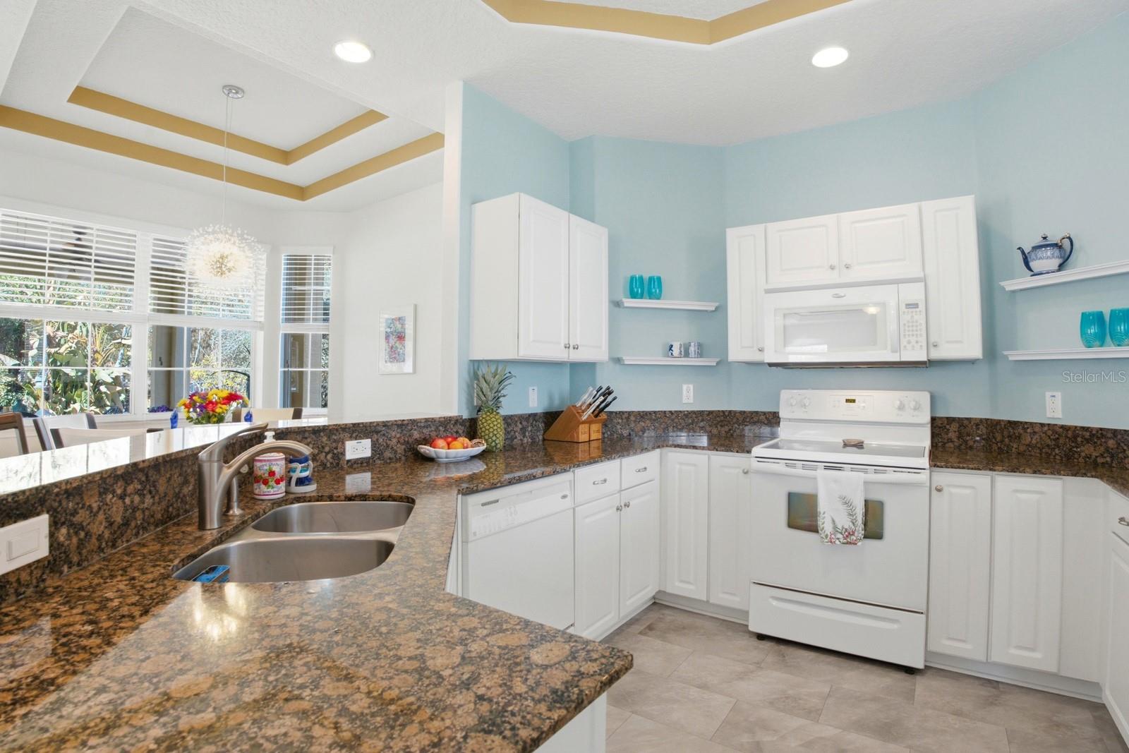 7 RIVER OAKS WAY