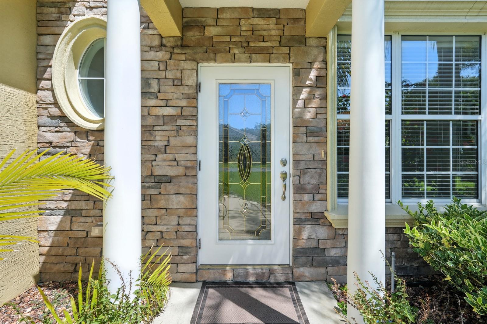7 RIVER OAKS WAY