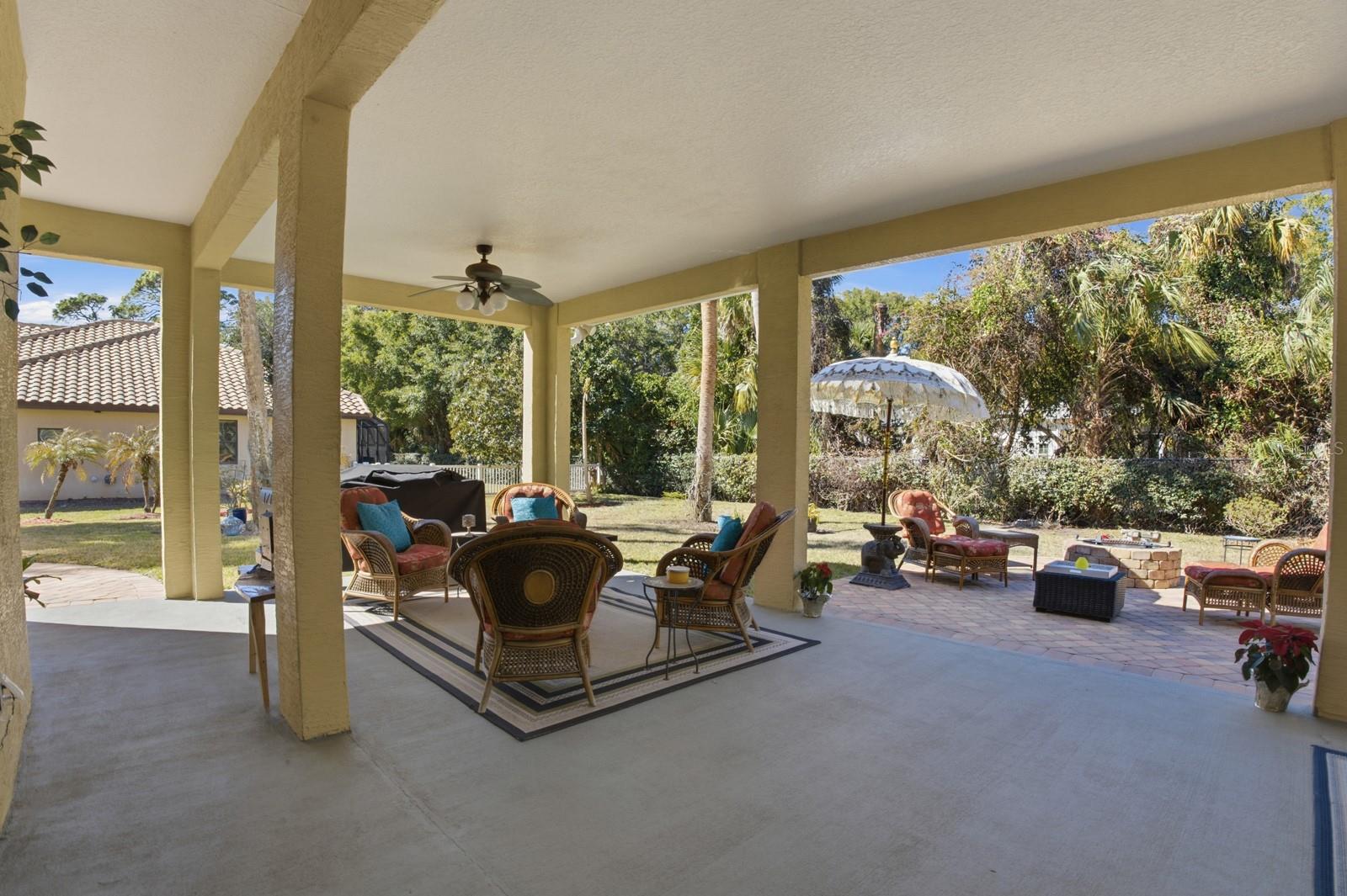 7 RIVER OAKS WAY